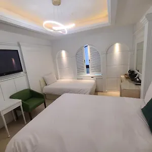 3* Hotel Charis